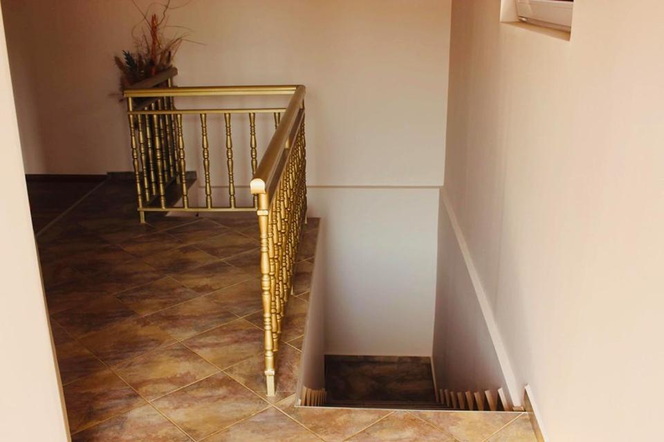 Ezerets Guest House Anita Екстер'єр фото